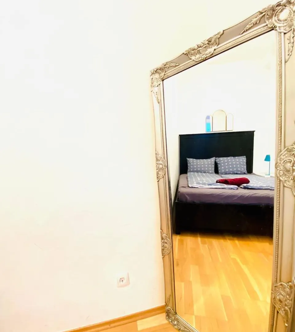 Family Apartment Th8 8 Wien