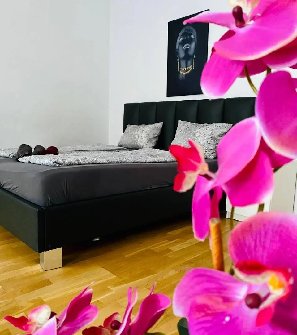 Family Apartment Th8 8 Wien